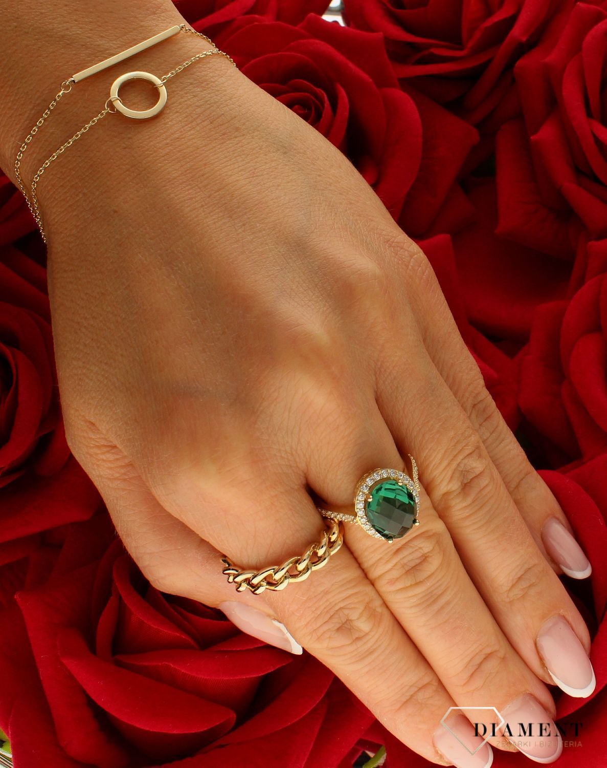 Złota bransoletka damska 375 celebrytka z kółkiem BR 5288 375.  Złota bransoletka damska. Złota bransoletka próby 375. Bransoletka złota damska delikatna celebrytka. Bransoletka złota celebrytka idealna na prezent dla.jpg